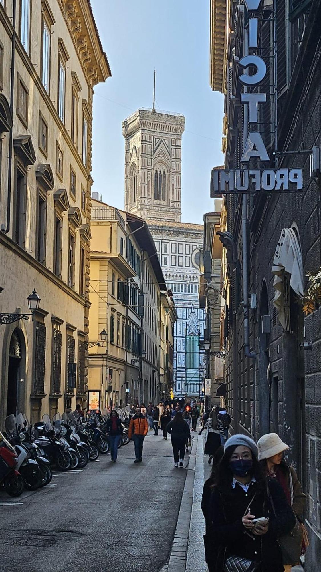 Le Cinque Lampade Florence Suites Bagian luar foto